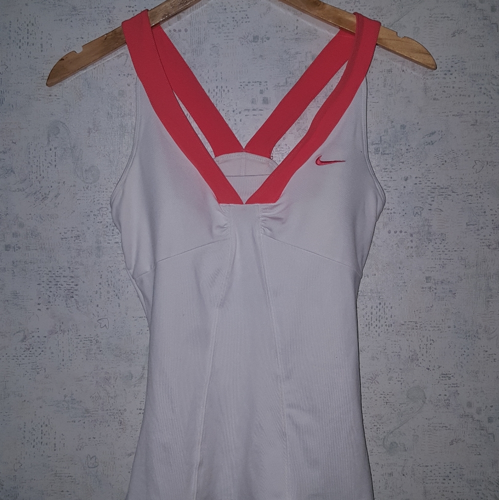 Like New Nike Tank